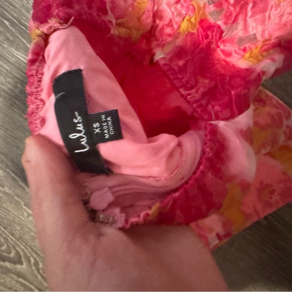 Lulu’s cocktail dress - Picture 4 of 4